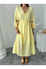 Aec Prive kadın yazlık uzun elbise, sarı renk ve çiçek desenleriyle rahat yaz giysisi