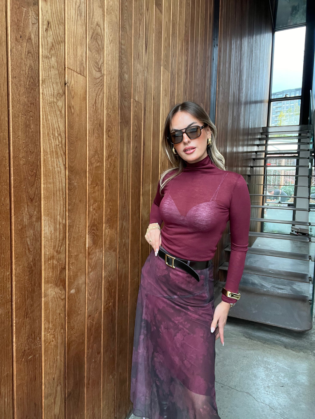 Aec Private Women's Elegant Burgundy Skirt