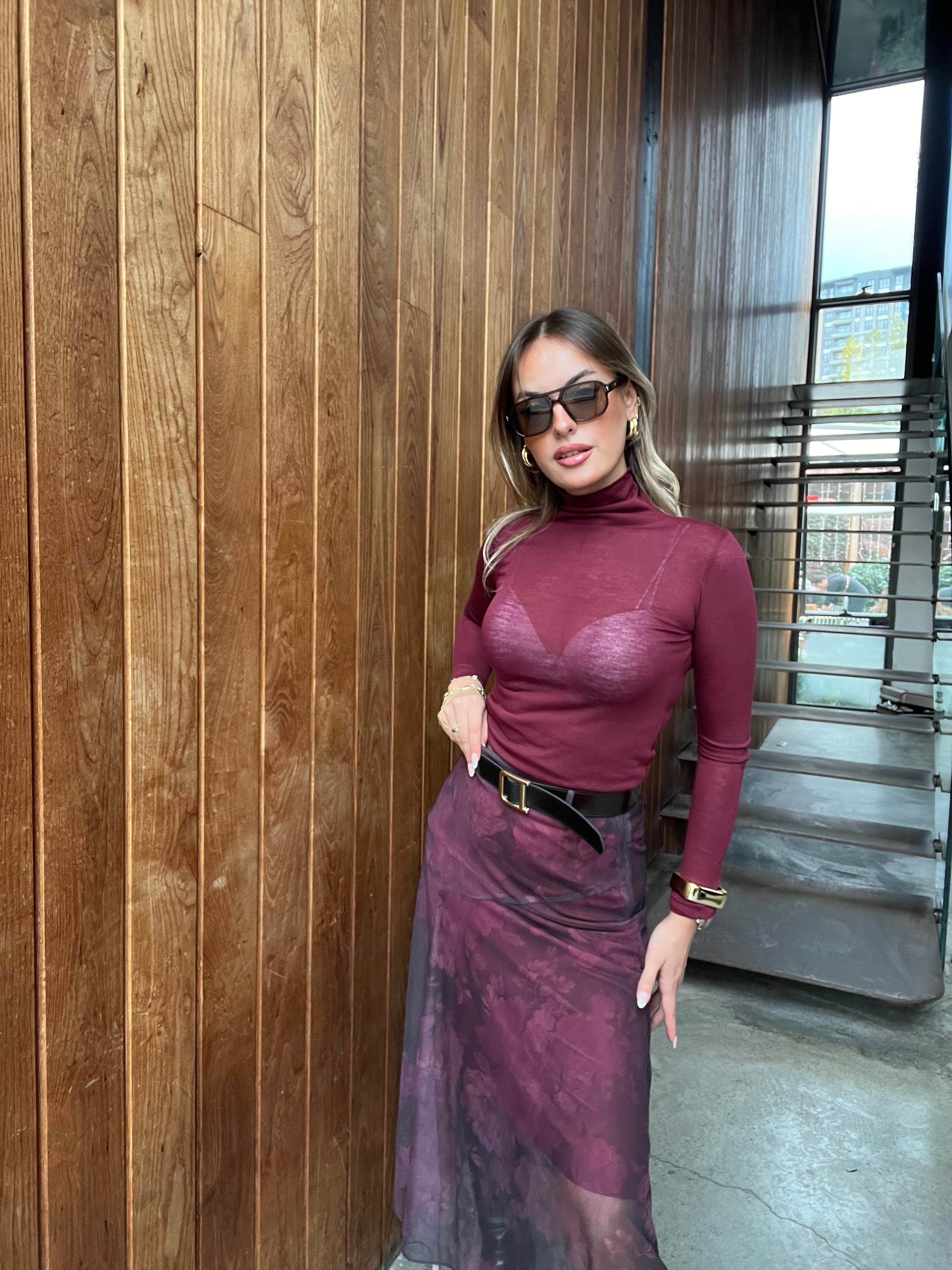 Aec Private Women's Elegant Burgundy Skirt