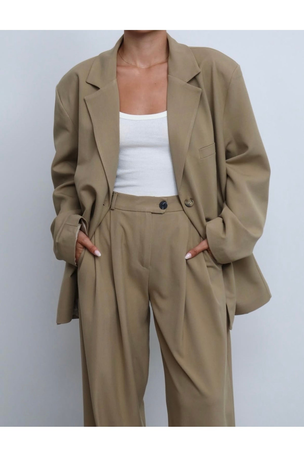 Aec Prive Women's Blazer Jacket Trousers Suit