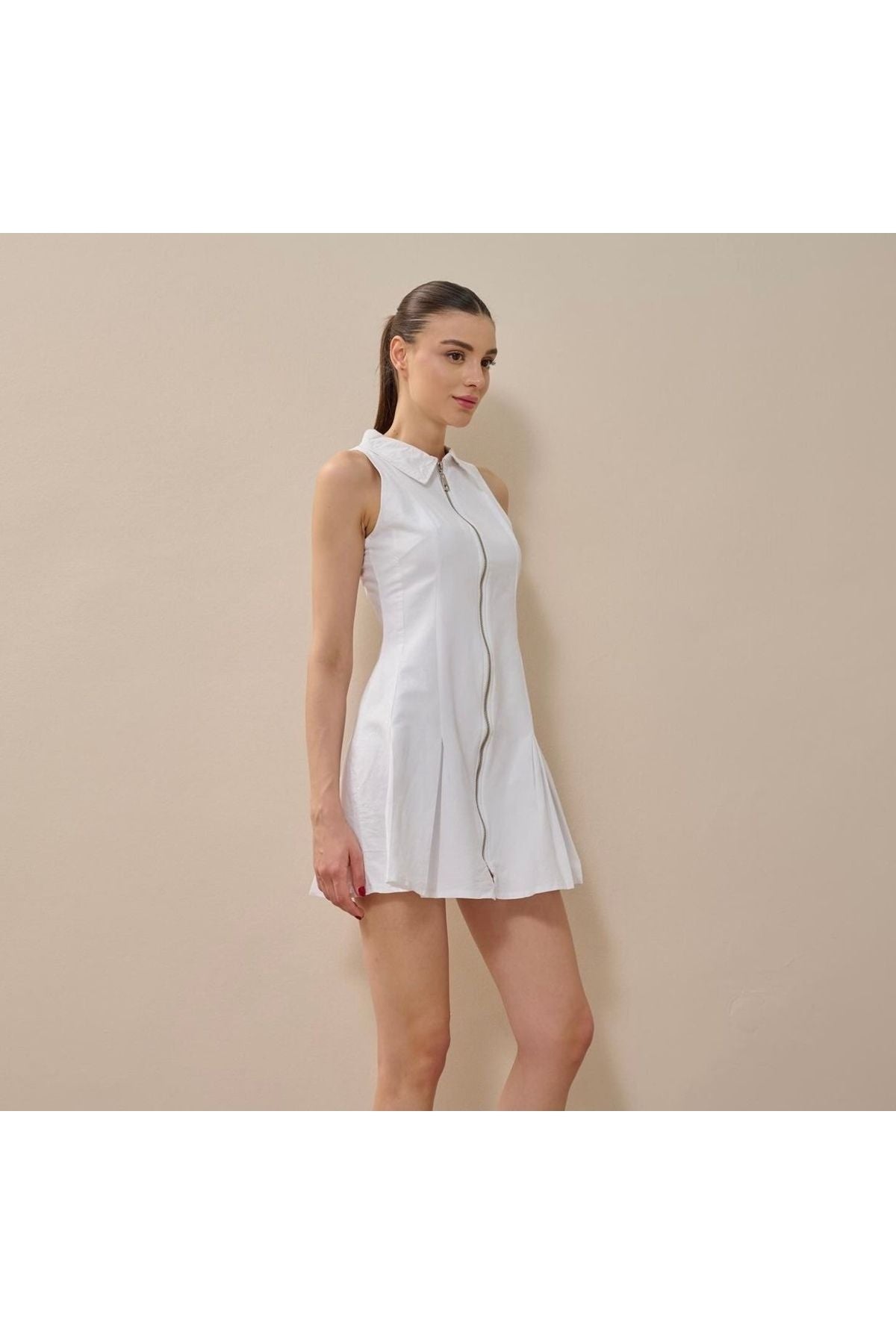 Catch Elegance with the Aec Prive White Poplin Mini Dress