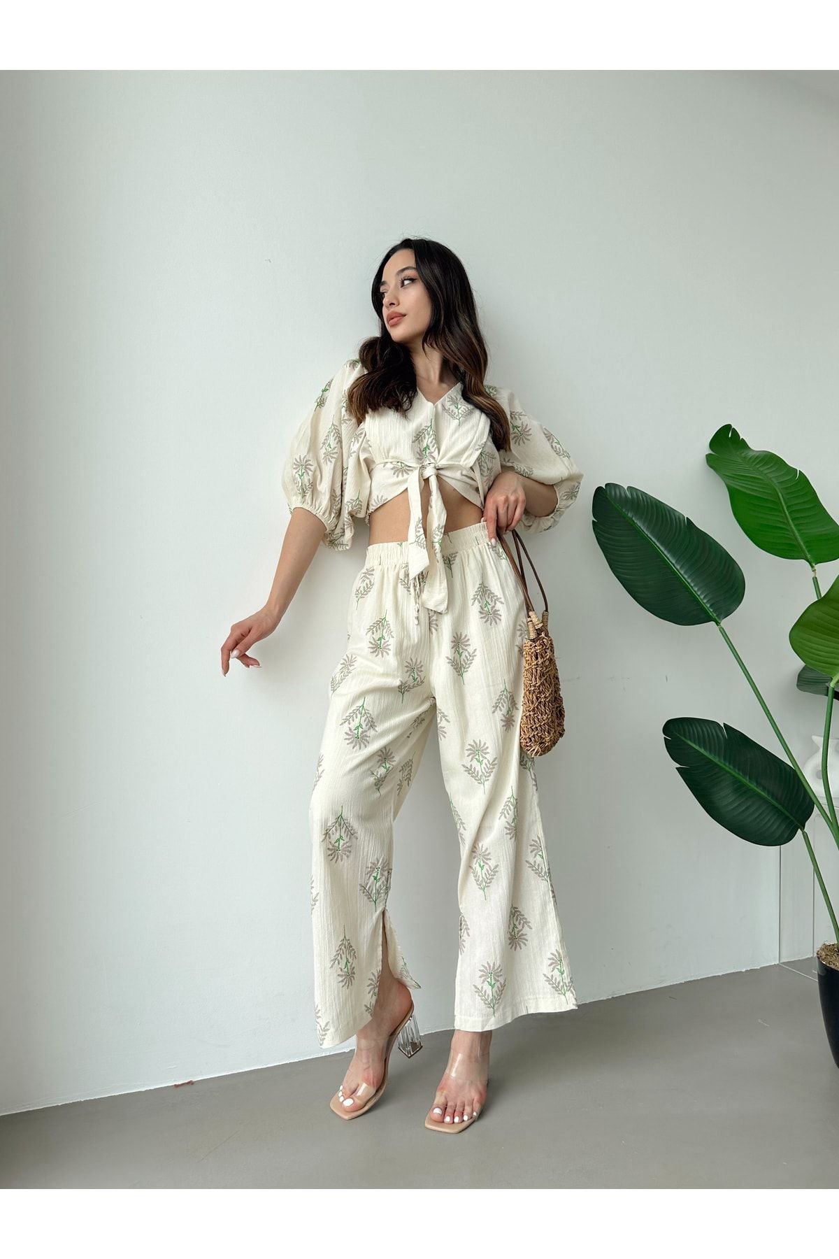 Women's New Season Premium Quality Linen Floral Crop Trousers Two-Piece Suit 55585