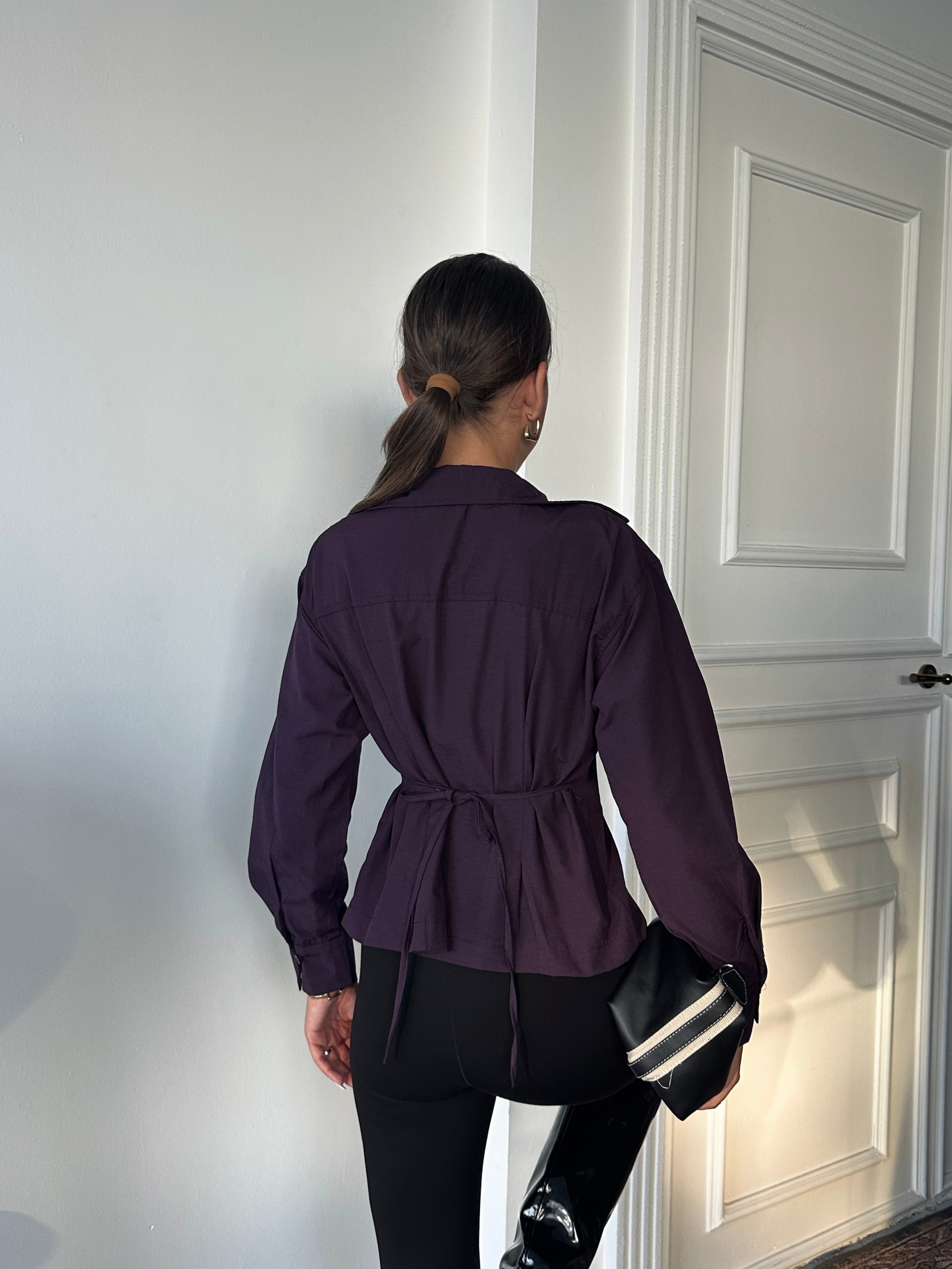 Aec Prive Elizabeth Slim Fit Shirt - Stylish and Comfortable