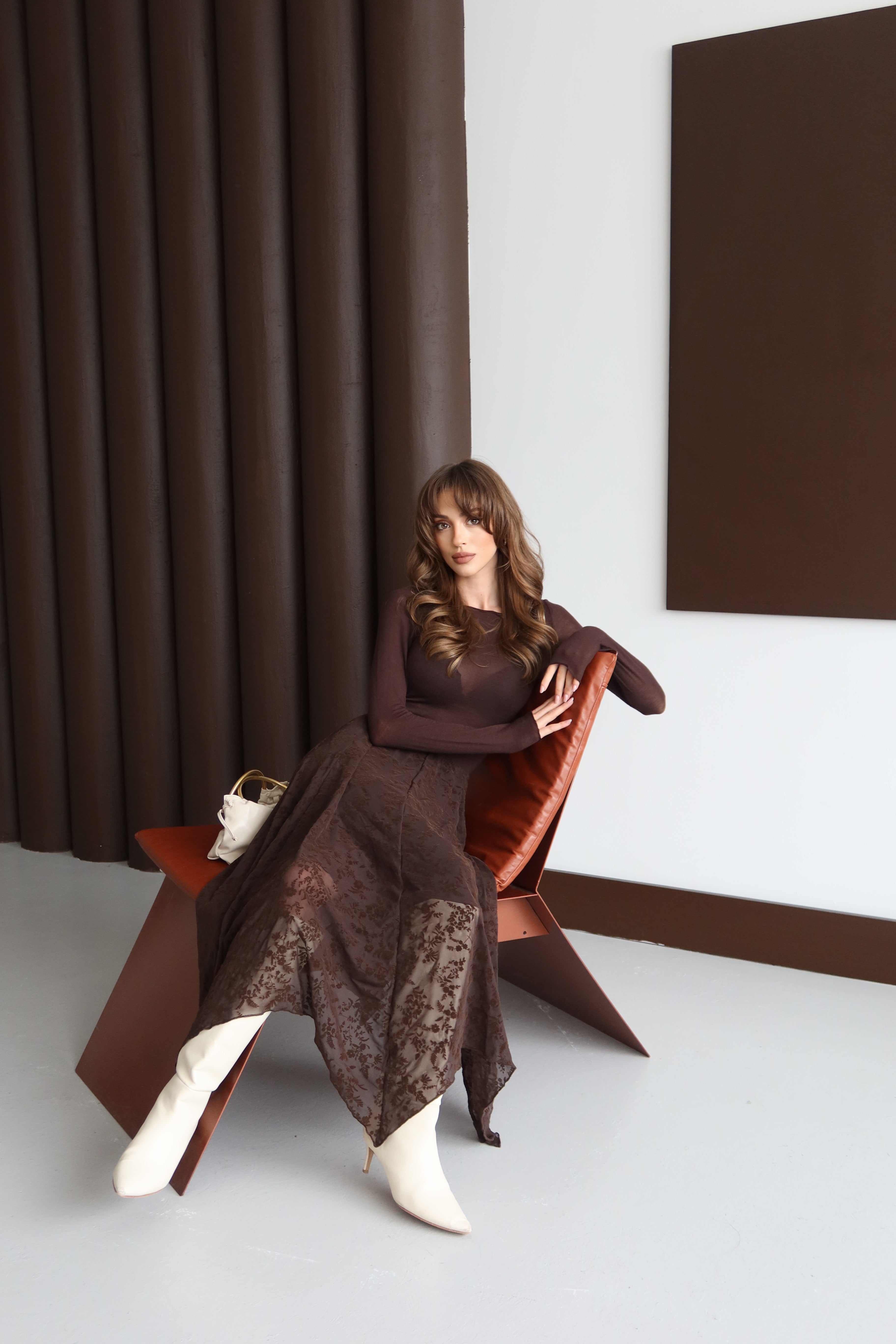 Aec Prive Women's Vintage Velvet Textured Asymmetrical Skirt