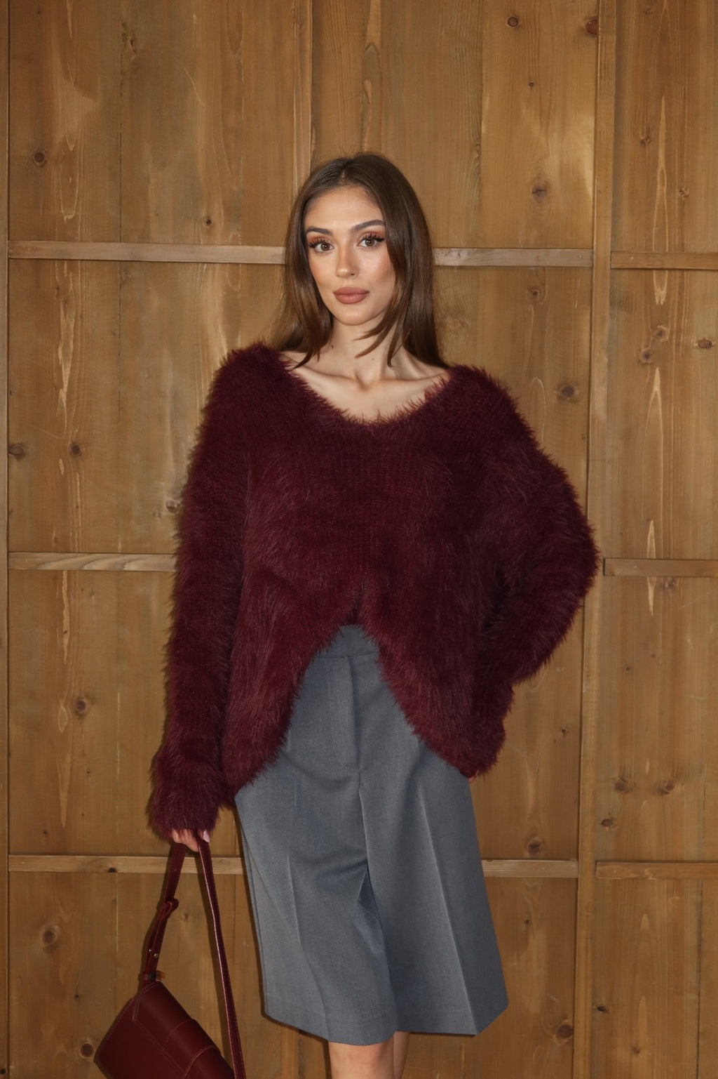 Aec Prive Women's Fuzzy V-Neck Sweater