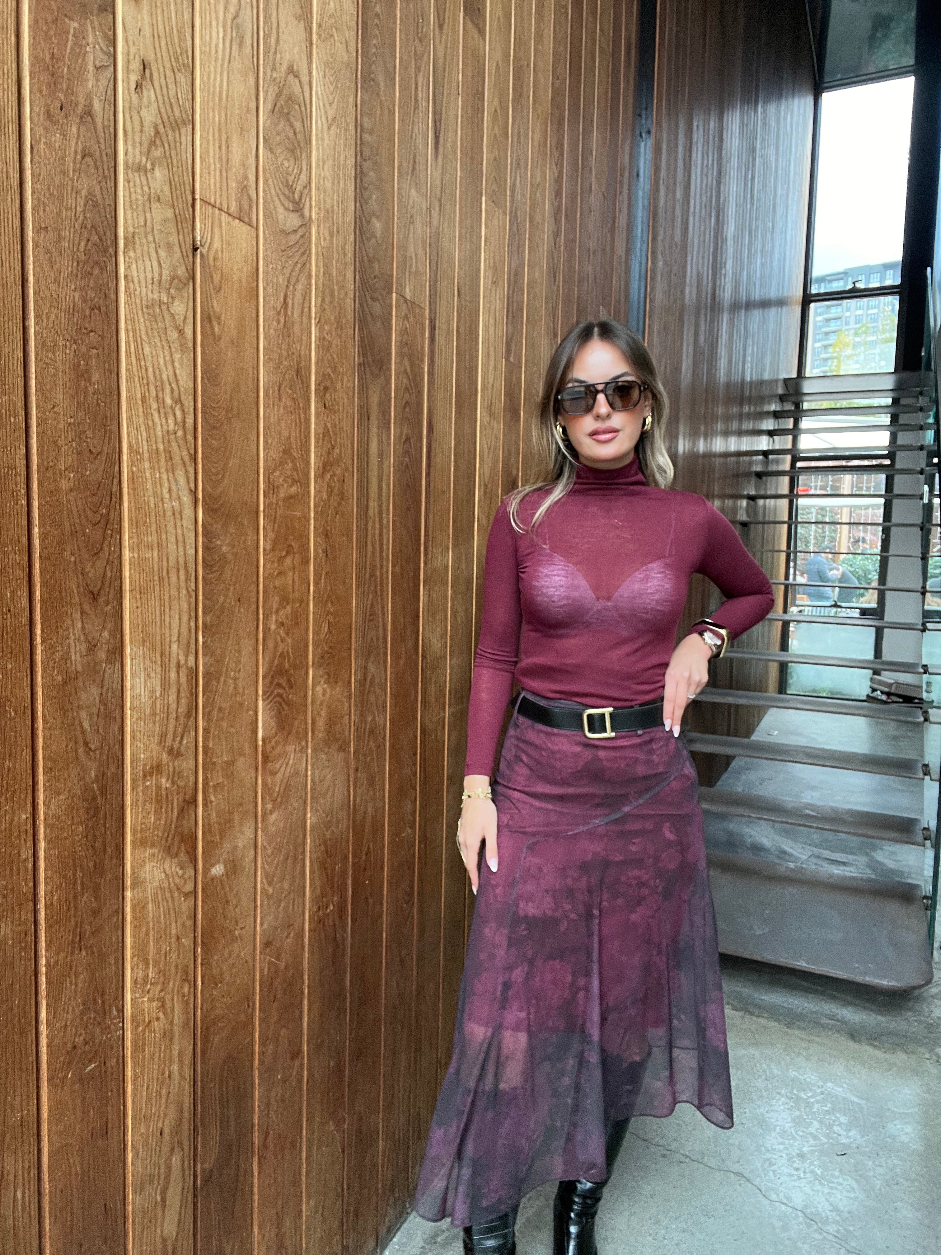 Aec Private Women's Elegant Burgundy Skirt