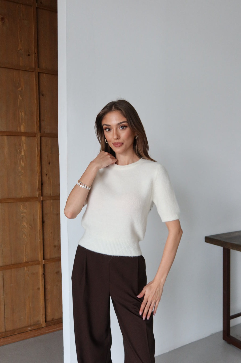 Aec Prive Women's Short Sleeve Plush Sweater