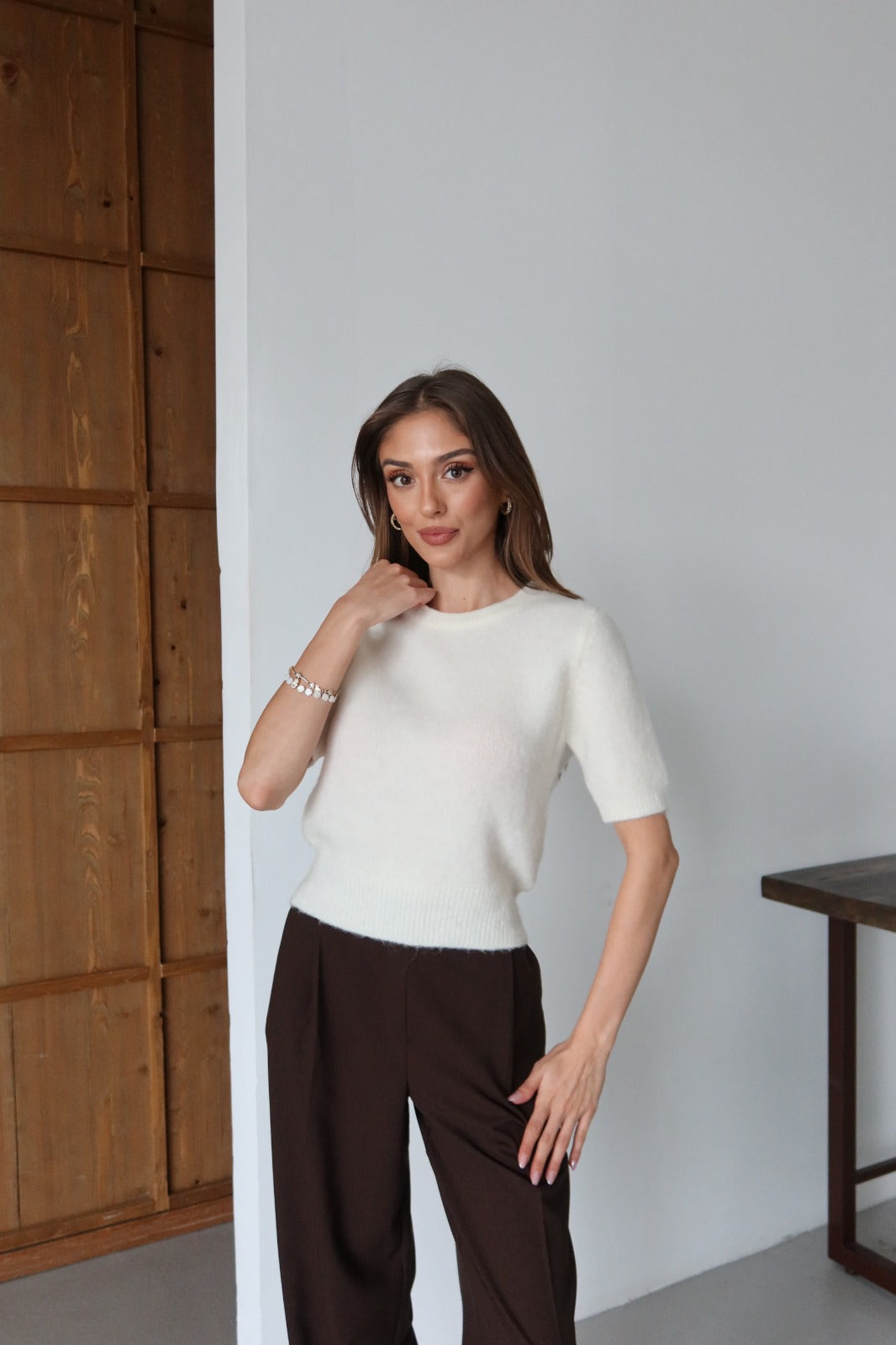 Aec Prive Women's Short Sleeve Plush Sweater