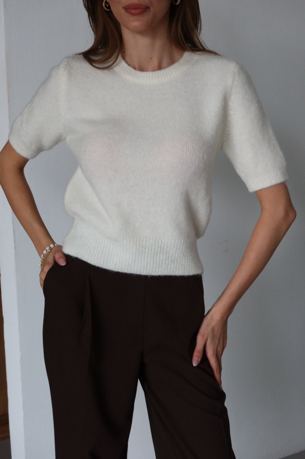 Aec Prive Women's Short Sleeve Plush Sweater