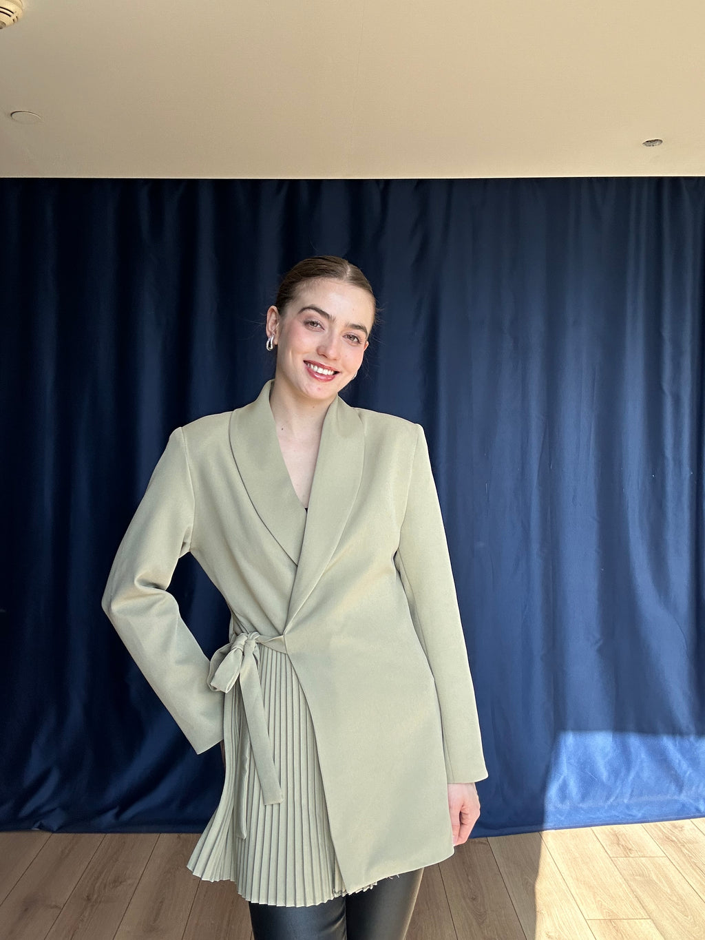 Aec Prive Kadın Couture Pilise Detaylı Özel Tasarım Ceket – 566100