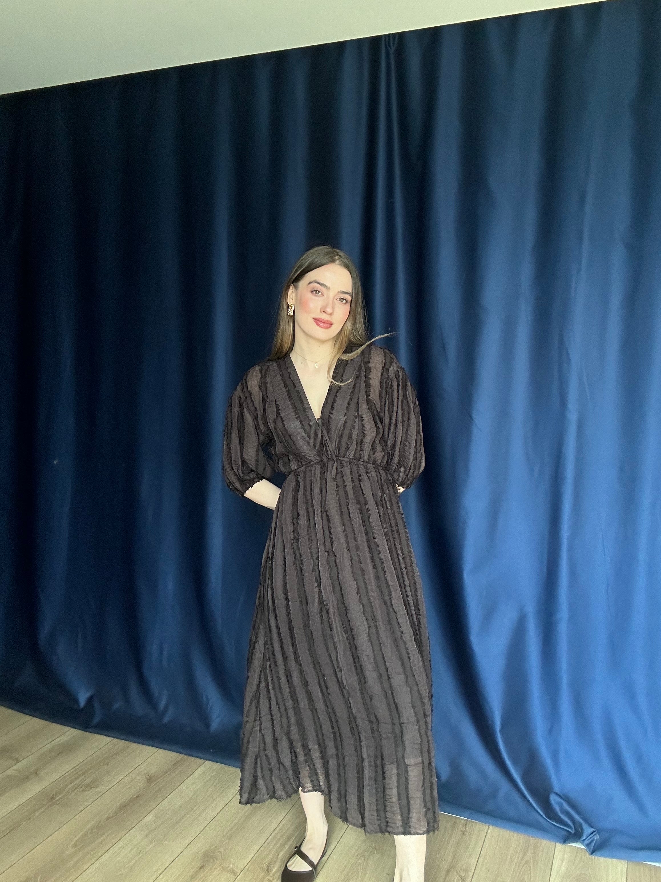 Aec Prive Women's Lenessa V-Neck Dress -2323