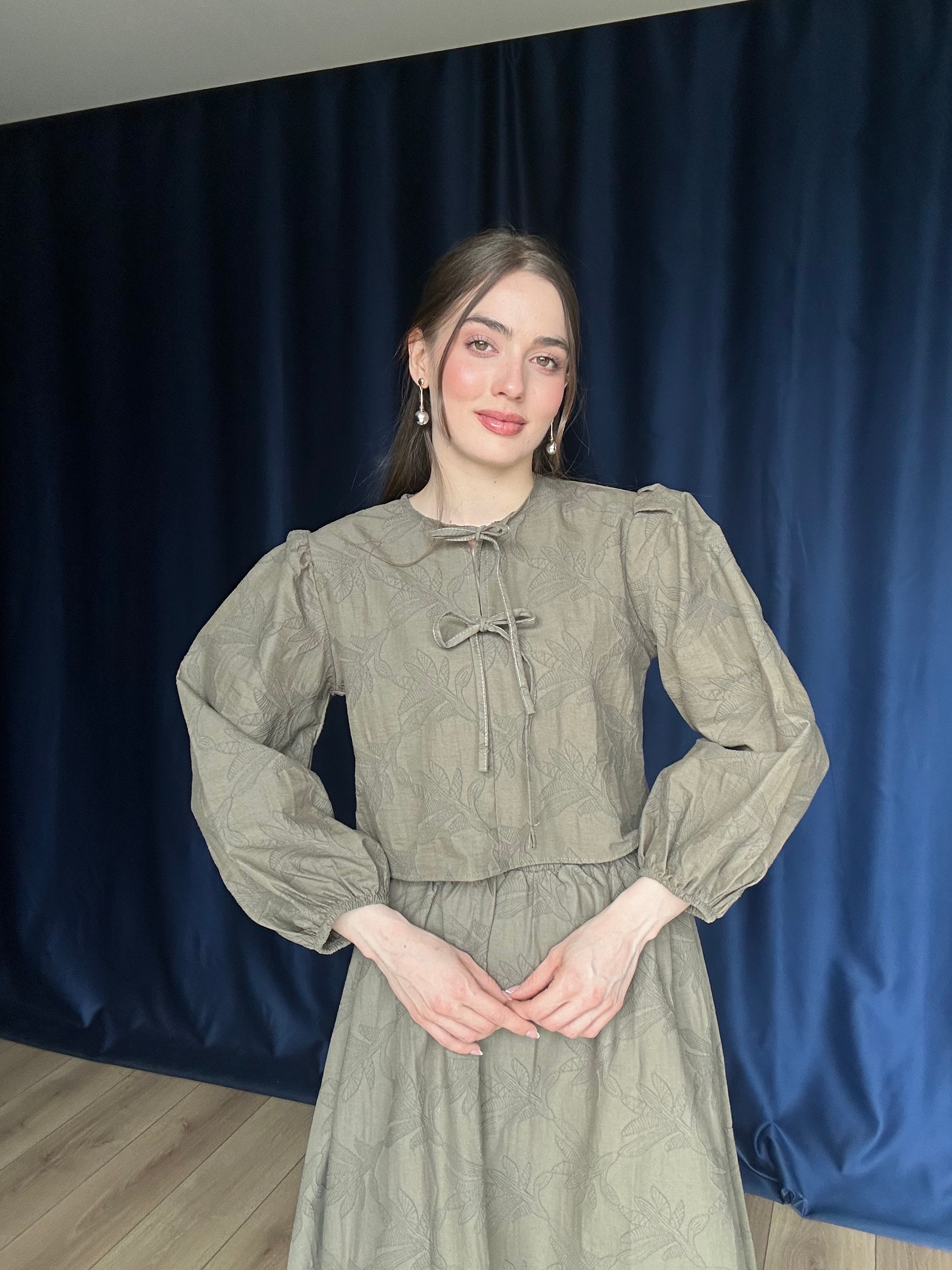 Aec Prive Women's Lena Blouse - Skirt Set - 4724