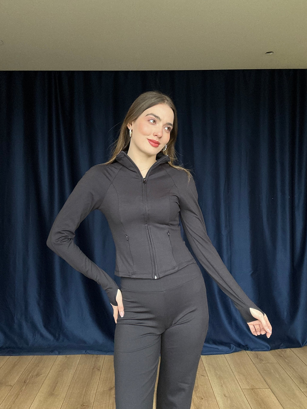 Aec Prive Kadın Bir Beden Küçük Gösteren FitLine Zip Detaylı Takım -43545