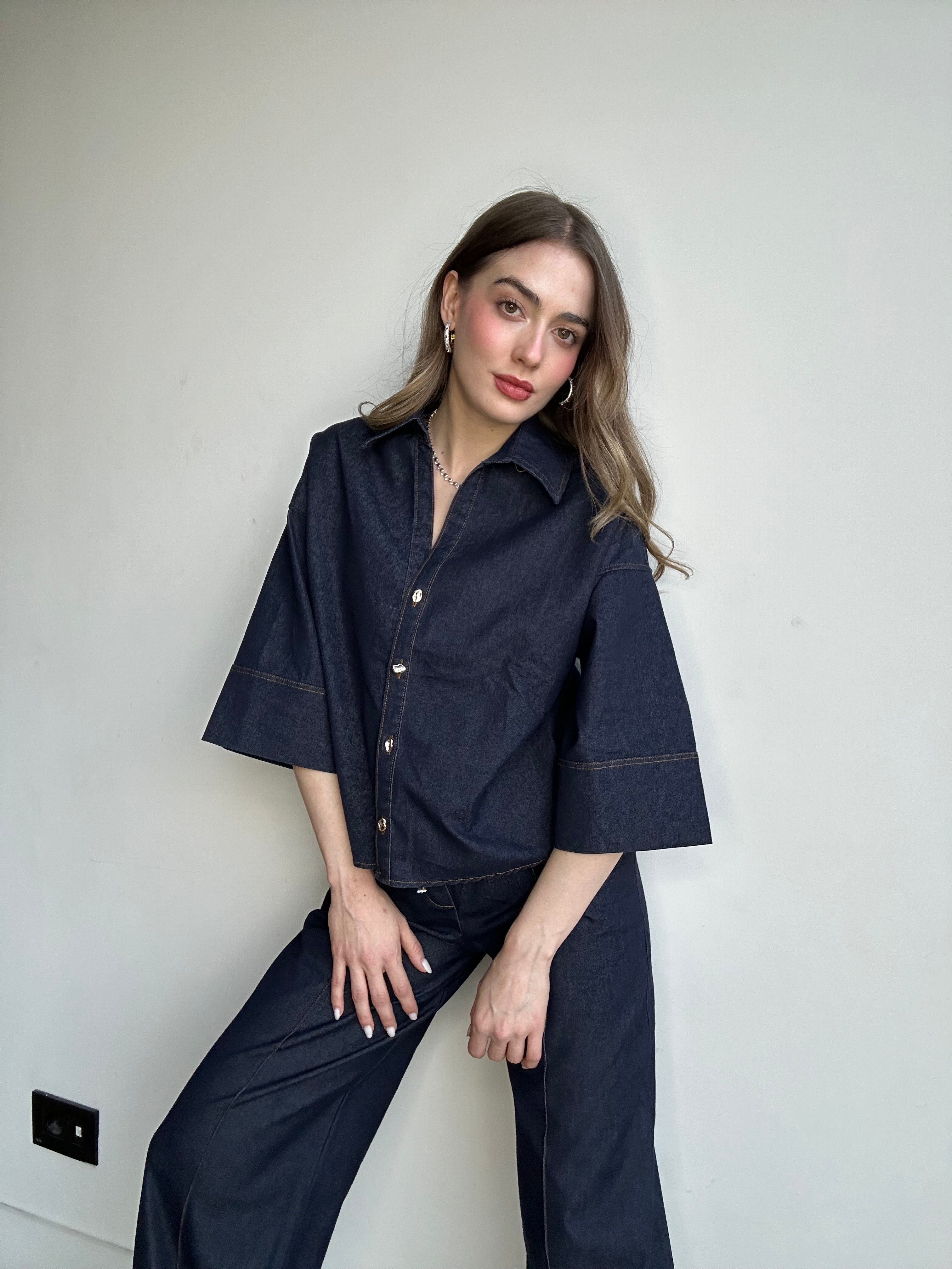 Aec Prive Women's Denim Shirt Pants Set