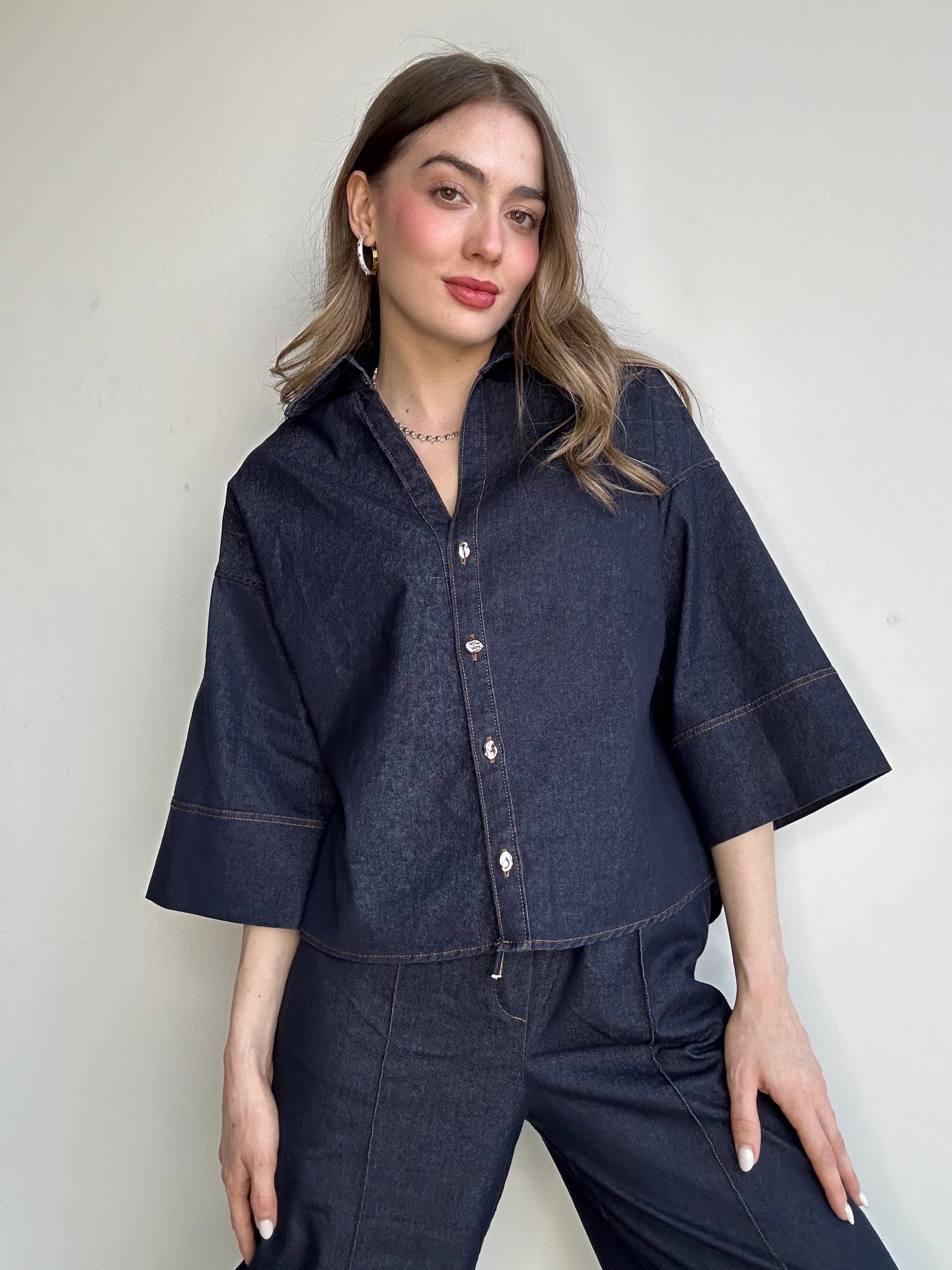 Aec Prive Women's Denim Shirt Pants Set