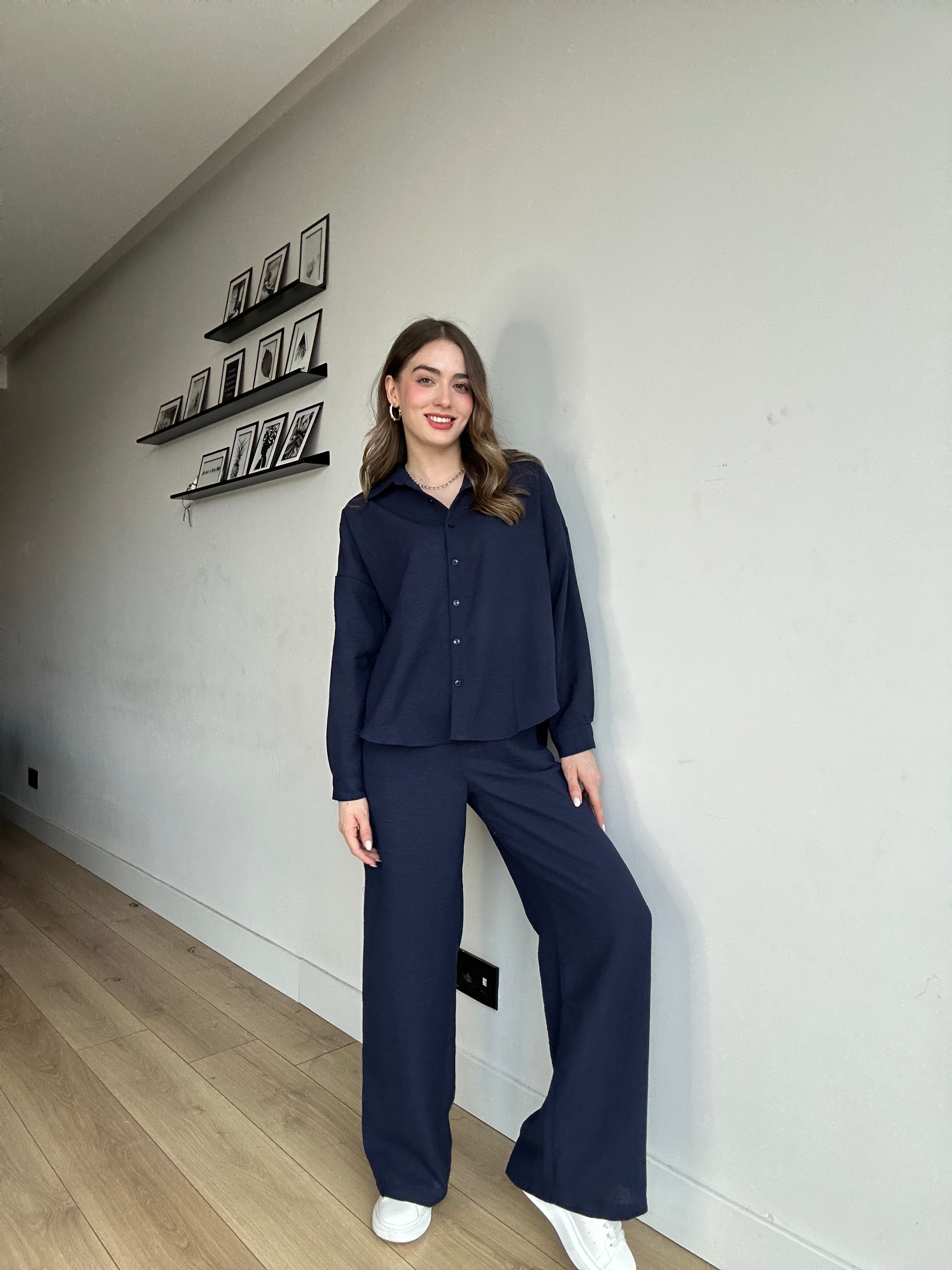 Aec Prive Women's New Season Shirt and Pants Set