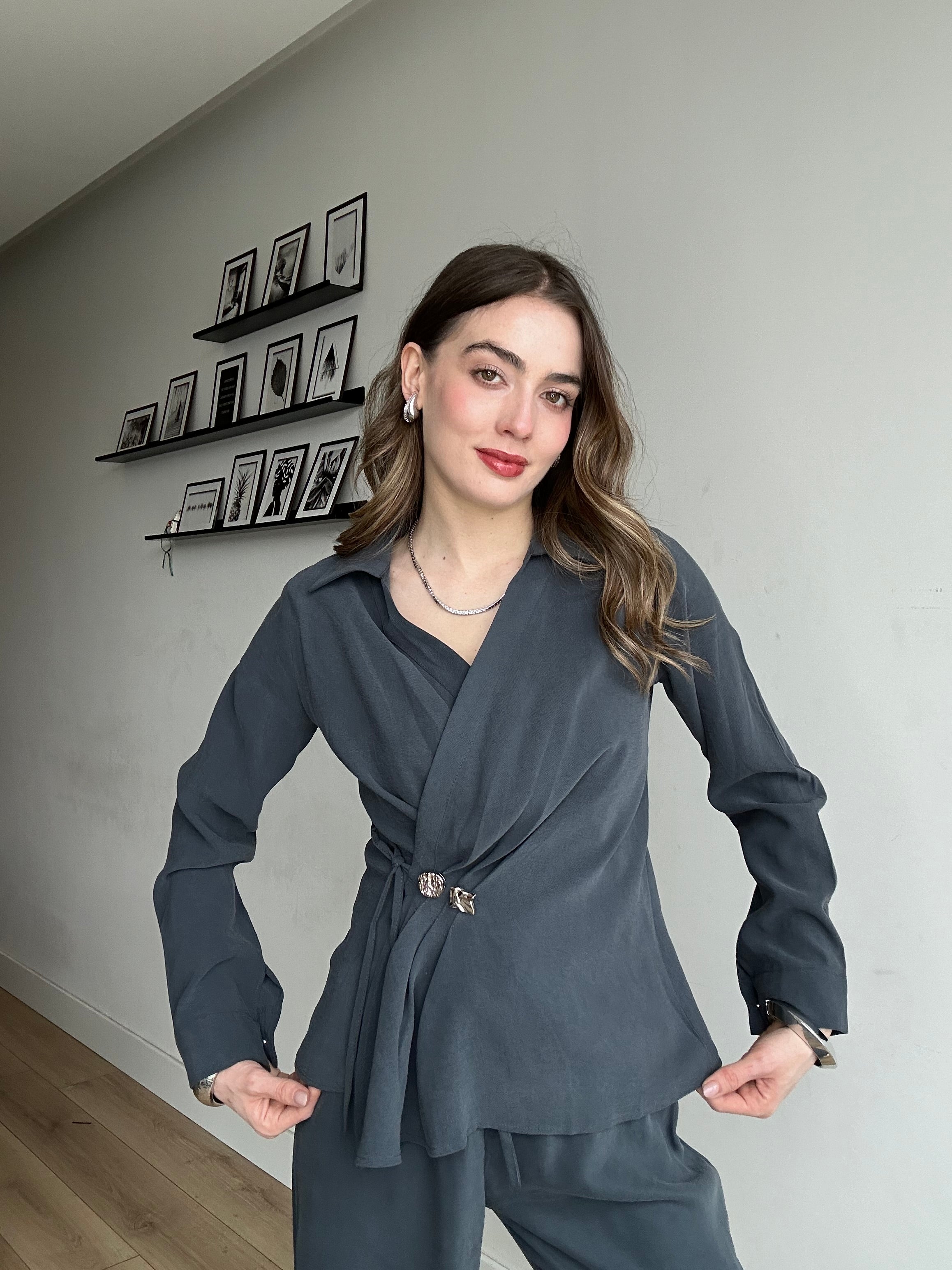 Aec Prive Kadın Gold Düğmeli Özel Tasarım Lüx Bluz Pantolon Takım- 3242