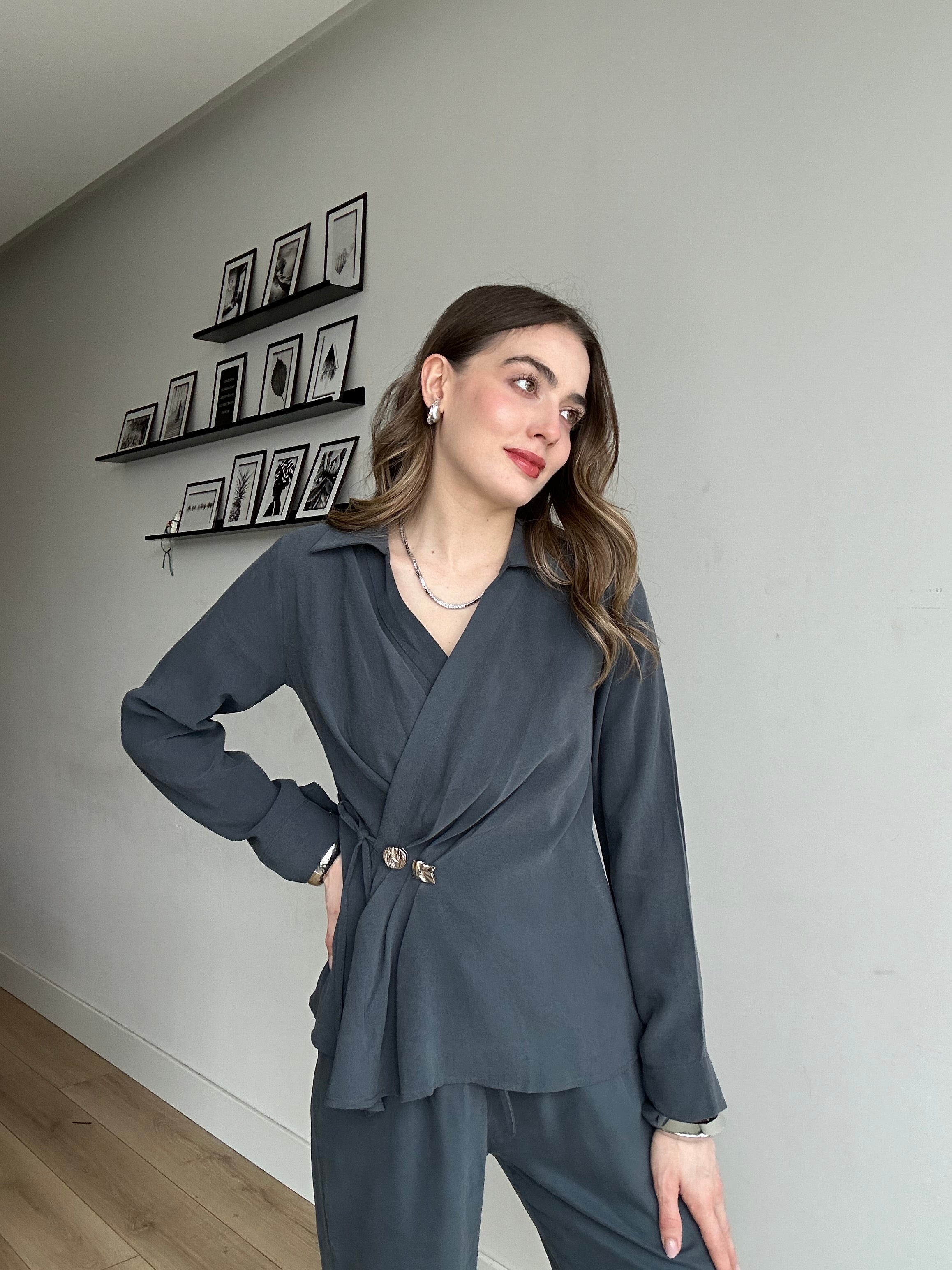 Aec Prive Women's Gold Button Special Design Luxury Blouse and Trousers Set - 3242