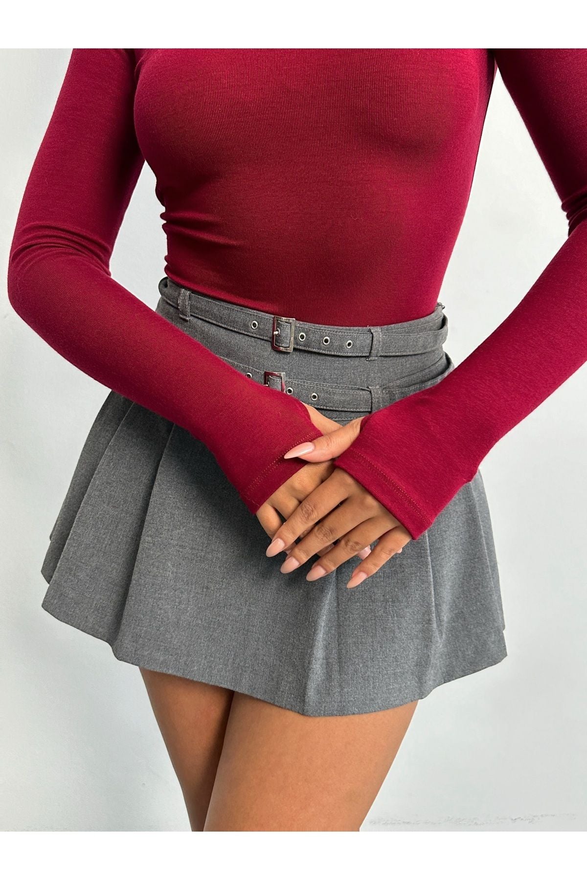 Bordo Aec Prive bambu parmak geçirmeli bluz ile şık bir kombin için ideal bir görünüm