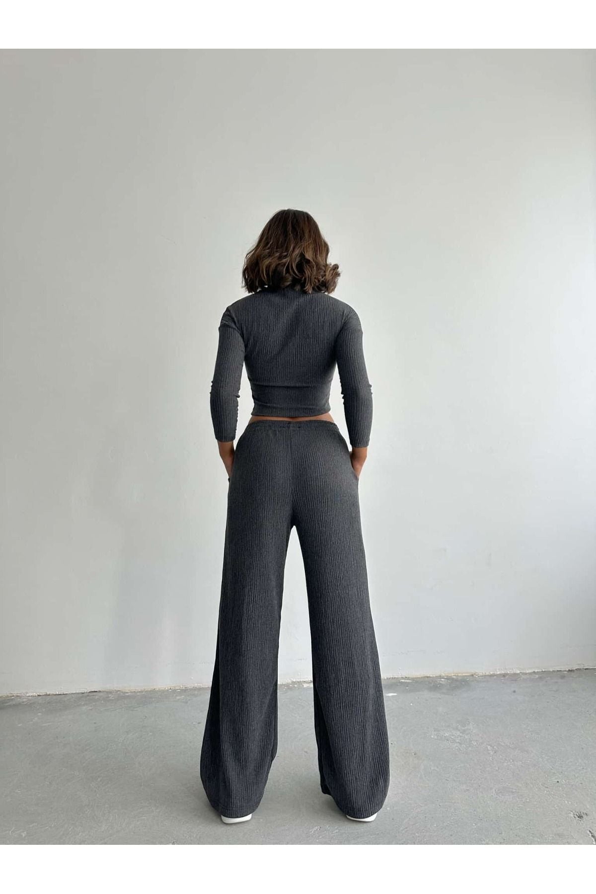 Aec Prive kadin bluz pantolon takim, gri renkli şık uzun paça pantolon ve bluz kombinasyonu