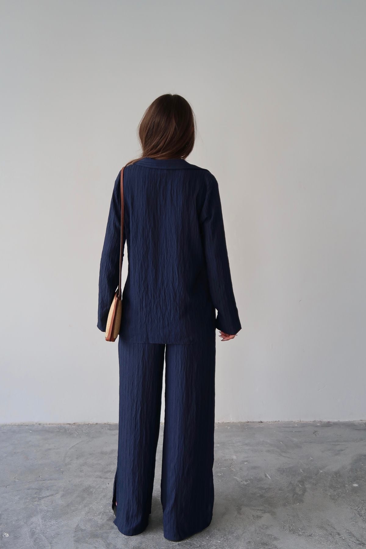 Aec Prive kadın gömlek pantolon takım, şık bir görünüm için mavi tonlarında tasarlanmış