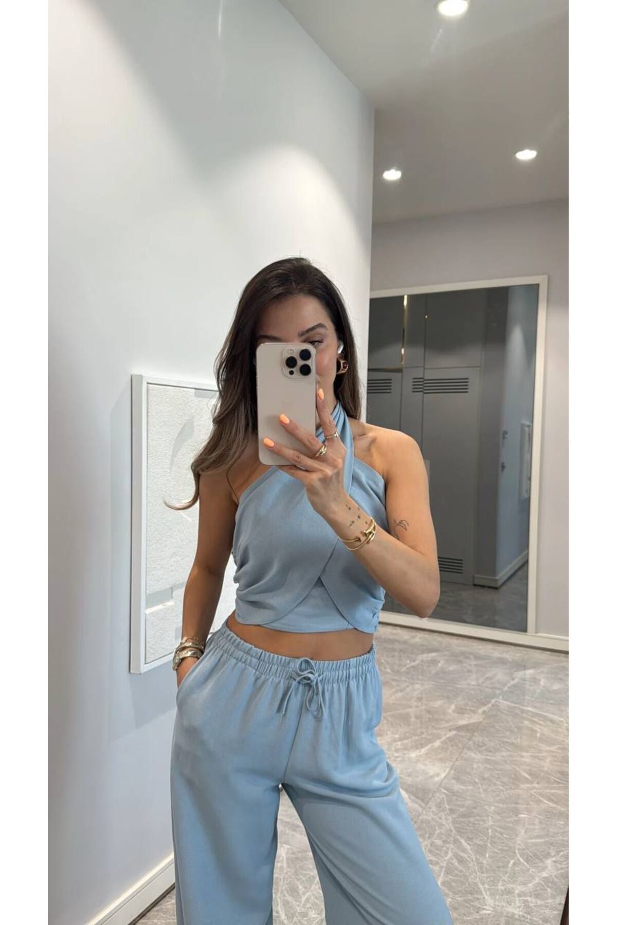 Aec Prive kadın pamuklu ikili takım, açık mavi renkli şık ve rahat üst ile alt parça.