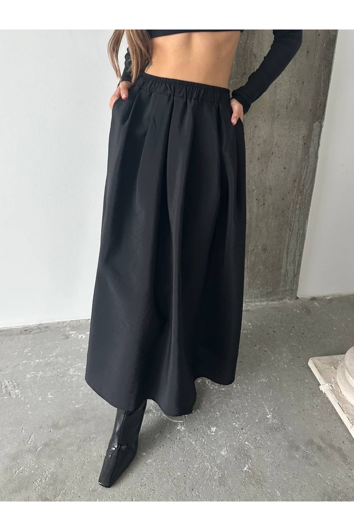 Aec Prive kadın pamuklu uzun etek, rahat kesim ve şık tasarımıyla günlük kullanım için ideal