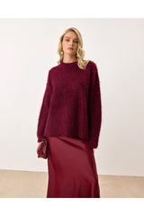 Aec Prive bordo kadın sakallı kazak, şık ve rahat görünüm için ideal bir üst giyim parçası