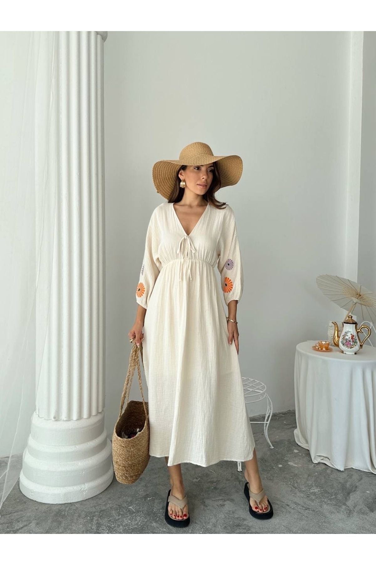 Aec Prive kadın yazlık uzun elbise, rahat kesim ve şık kollarla yaz etkinlikleri için ideal